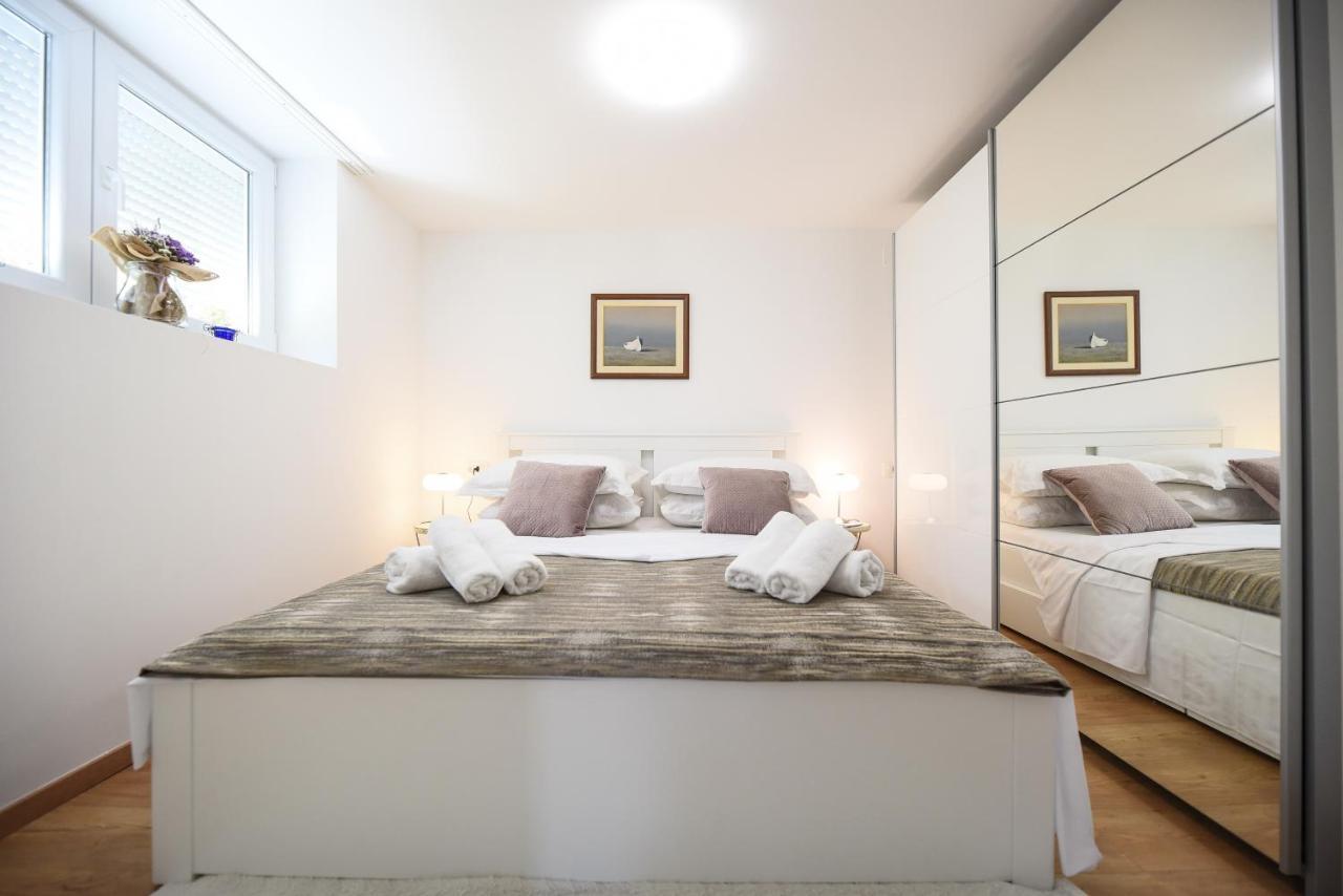 Apartman Maja Apartment Zadar Bagian luar foto